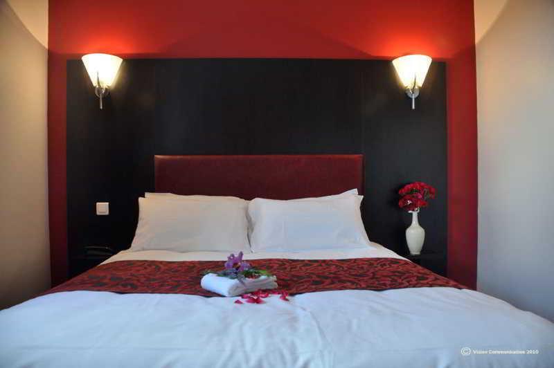Brit Hotel Confort Alexia - La Souterraine Εξωτερικό φωτογραφία