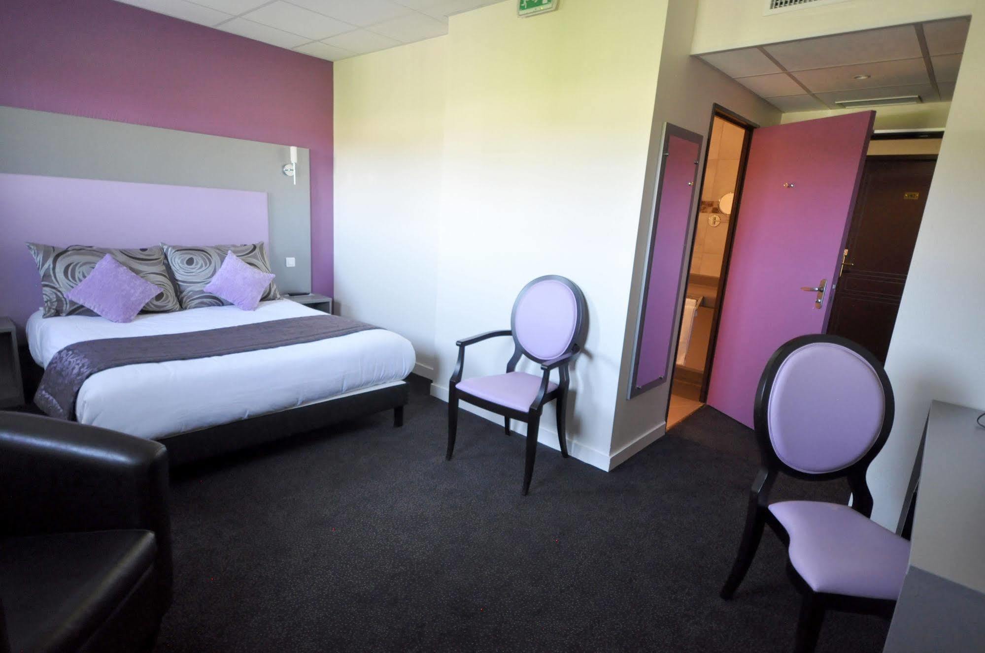 Brit Hotel Confort Alexia - La Souterraine Εξωτερικό φωτογραφία